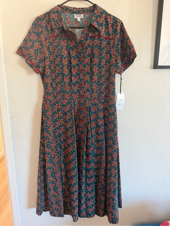 Unique Vintage Dresses & Skirts - Unique Vintage Teal Paisley Button-Up with Red Accents